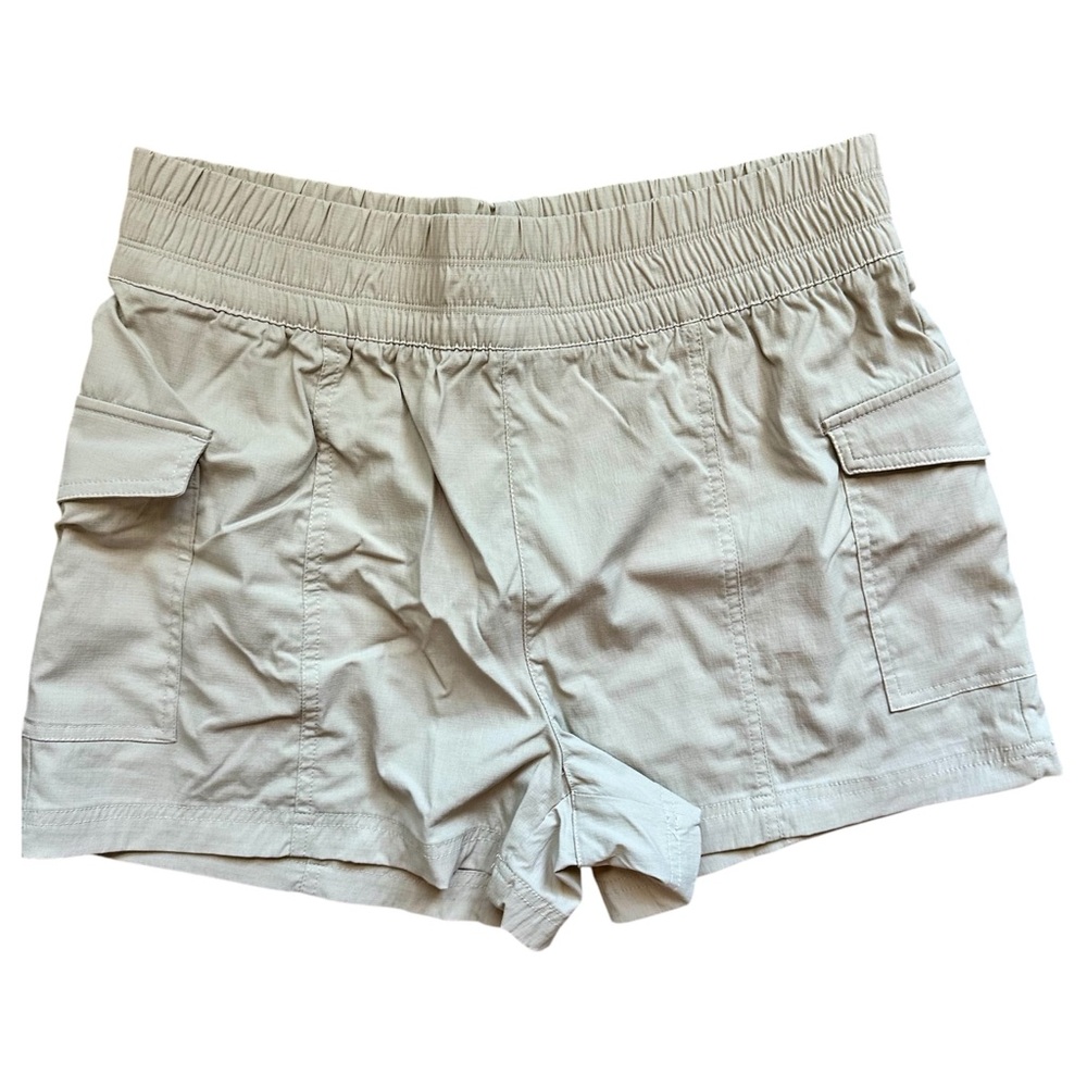 Women’s Yogalicious Casual Tan Cargo Shorts